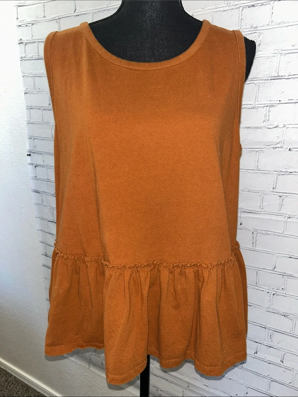 torrid Rust Orange Sleeveless Peplum Tank size 0x - Picture 1 of 8